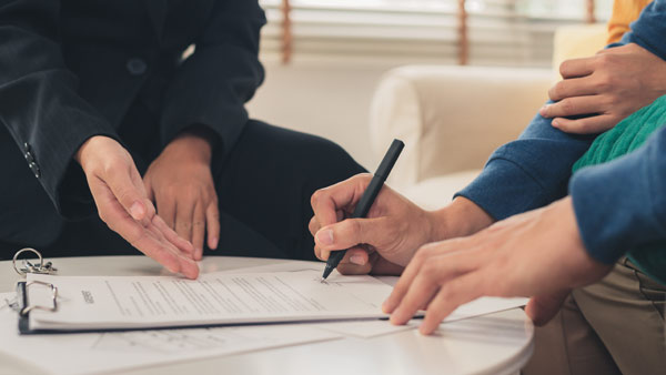 ഓഫറില്ലെന്ന് കരുതി വിഷമിക്കണ്ട; പുതിയ കാര്‍ വാങ്ങുമ്പോള്‍ പൈസ ലാഭിക്കാനുള്ള വഴികള്‍