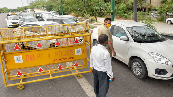 15 വര്‍ഷം കഴിഞ്ഞ 1.2 ലക്ഷം വാഹനങ്ങള്‍ പിടികൂടി പൊളിക്കുന്നു; ഉടമകള്‍ക്ക് നോട്ടീസ് 