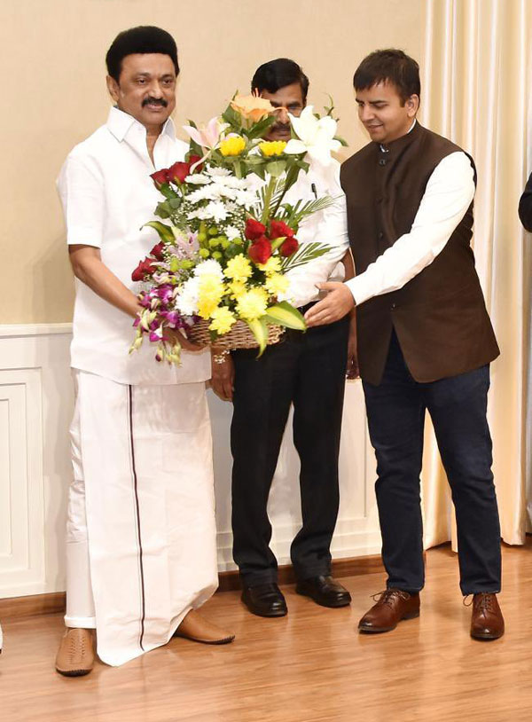 ഇലക്ട്രിക് യുഗത്തിന് പച്ചക്കൊടി വീശി എം കെ സ്റ്റാലിൻ; ഓലയും തമിഴ്നാട് സർക്കാരും ധാരണ