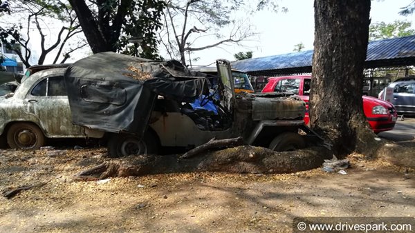 15 വര്‍ഷം കഴിഞ്ഞ 1.2 ലക്ഷം വാഹനങ്ങള്‍ പിടികൂടി പൊളിക്കുന്നു; ഉടമകള്‍ക്ക് നോട്ടീസ് 