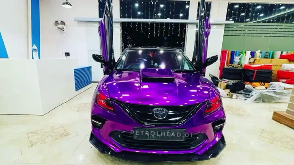 മനം നിറച്ച് ലംബോ ഡോറുകളുമായി മോഡിഫൈഡ് ടൊയോട്ട ഗ്ലാൻസ