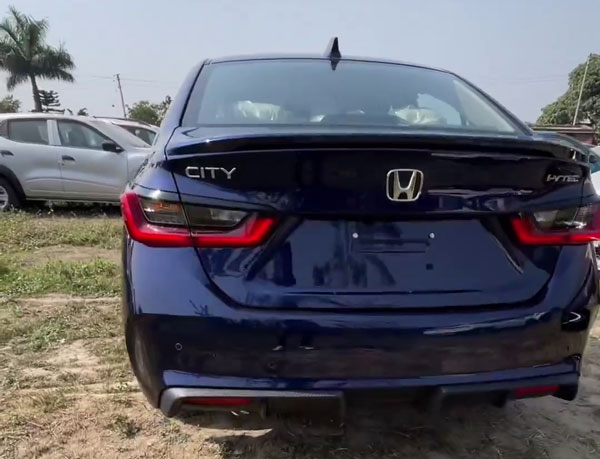 ലോഞ്ചിന് മുമ്പ് മൂടുപടം നീങ്ങി 2023 ഹോണ്ട സിറ്റി; പുത്തൻ മോഡലിന്റെ സ്പൈ ചിത്രങ്ങൾ 
