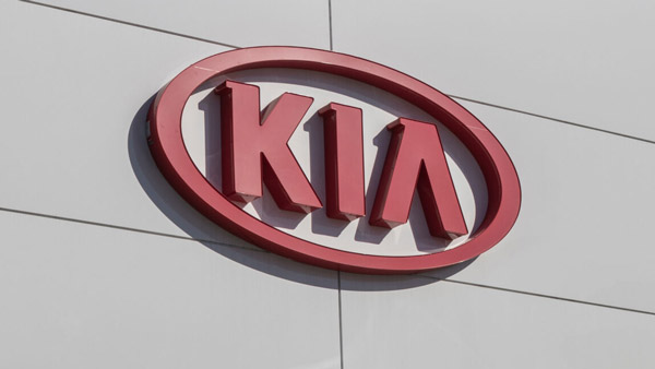 കാർ ഡീലർക്ക് മുട്ടൻ പണി നൽകി കൺസ്യൂമർ ഫോറം