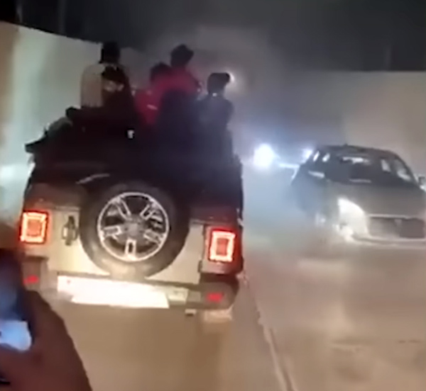 വെളച്ചിലെടുക്കരുത് കേട്ടോ; വൈറലാവാൻ ശ്രമിച്ച യുവാവിന് പൊലീസിൻ്റെ വക എട്ടിൻ്റെ പണി