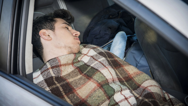 കാര് യാത്രയില് സുഖമായി ഉറങ്ങാന് പറ്റുന്നില്ലേ? ഇങ്ങനെ ചെയ്താല് സ്വന്തം ബെഡിലെ പോലെ ഉറങ്ങാം കാര് യാത്രയില് സുഖമായി ഉറങ്ങാന് പറ്റുന്നില്ലേ? ഇങ്ങനെ ചെയ്താല് സ്വന്തം ബെഡിലെ പോലെ ഉറങ്ങാം