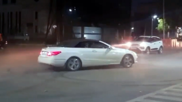 വണ്ടി പോയാൽ എന്നാ; സ്റ്റണ്ടിങ്ങ് വീഡിയോ കിട്ടിയാ മതിയെന്നാണല്ലോ