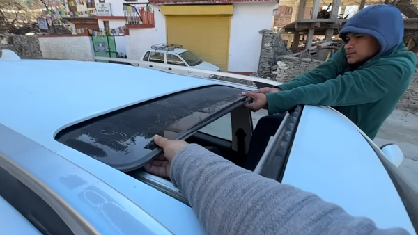 വിടില്ല ഞാന്‍! സണ്‍റൂഫ് ചോര്‍ച്ചക്ക് പിന്നാലെ മഹീന്ദ്ര സ്‌കോര്‍പിയോക്കെതിരെ വീണ്ടും ആരോപണവുമായി യൂട്യുബര്‍