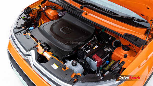 Engine Bay Engine Bay