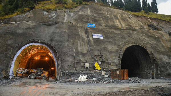 Zojila Tunnel 