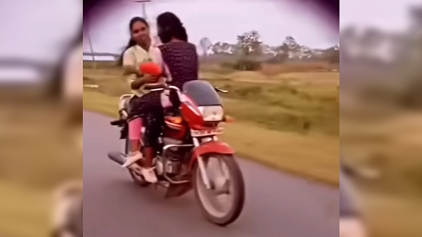 പെൺകുട്ടികളുടെ അഭ്യാസപ്രകടനം; കമൻ്റും രോഷപ്രകടനവുമായി വീഡിയോ വൈറൽ