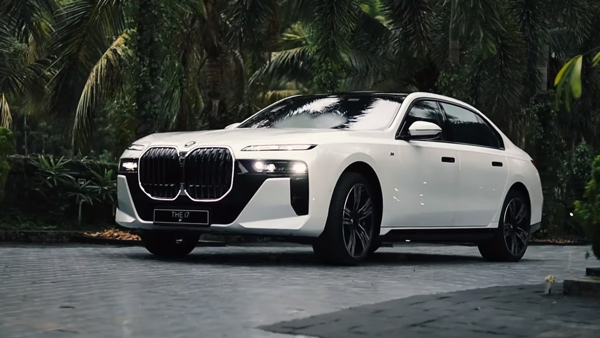 Keralas First BMW i7 Luxury EV Delivered Keralas First BMW i7 Luxury EV Delivered