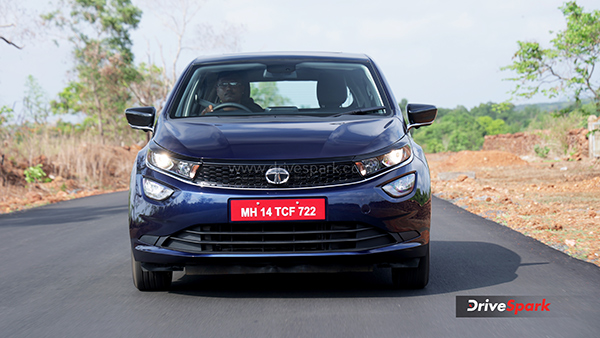 Tata Altroz iCNG Front View