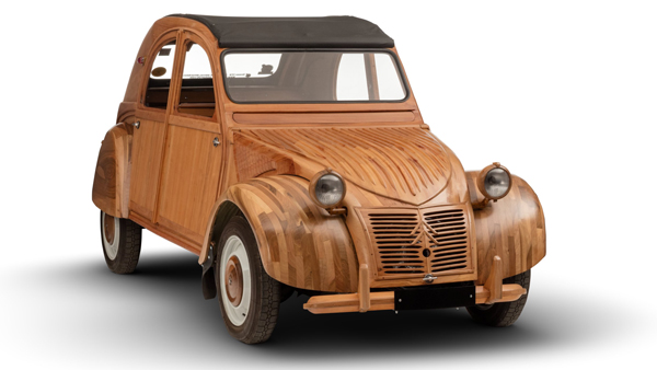 തടിയിൽ തീർത്ത കാറിന് പൊന്നും വില! സിട്രൺ 2CV വിറ്റു പോയത് 1.86 കോടി രൂപയ്ക്ക്