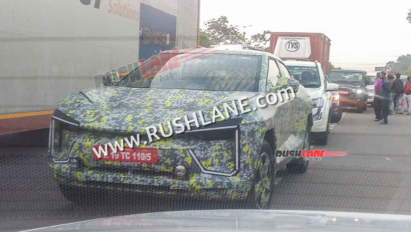 mahindra xuv500 coupe suv spied