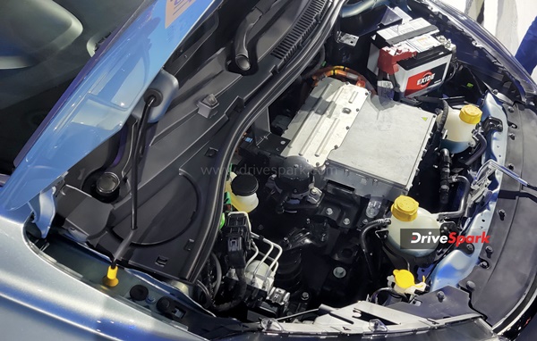 Tata Tiago EV -ക്ക് ഫാൻസ് കൂടുതലും ലേഡീസ്