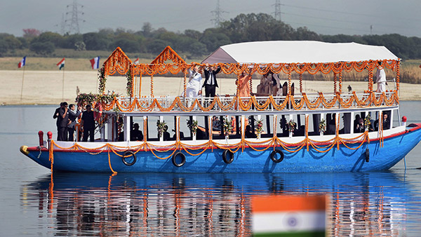 Varanasi Hydrogen-Powered Water Taxi 