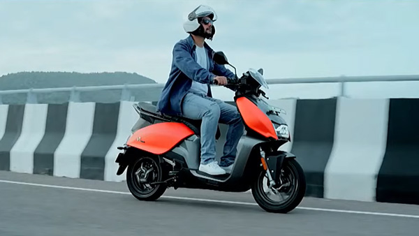 Hero Vida V1 Electric Scooters Get New Two Colour 