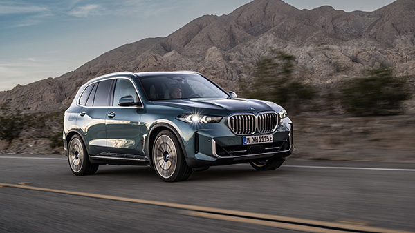 BMW X5 Facelift Luxury SUV 