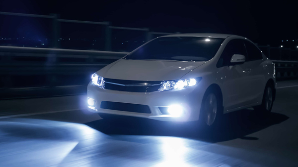 ഹെഡ്ലൈറ്റിൻ്റെ പവർ കൂടുന്തോറും പിഴയും കൂടും; കടുത്ത തീരുമാനങ്ങളുമായി എംവിഡി ഹെഡ്ലൈറ്റിൻ്റെ പവർ കൂടുന്തോറും പിഴയും കൂടും; കടുത്ത തീരുമാനങ്ങളുമായി എംവിഡി