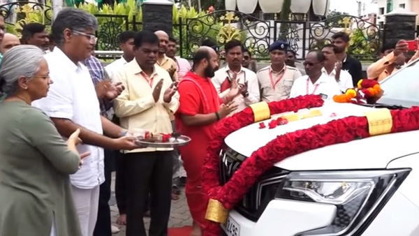 Mahindra Donated XUV700 SUV To Shirdi Sai Baba Temple