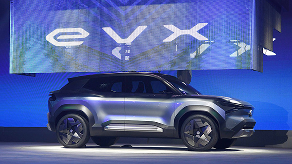 maruti suzuki evx side