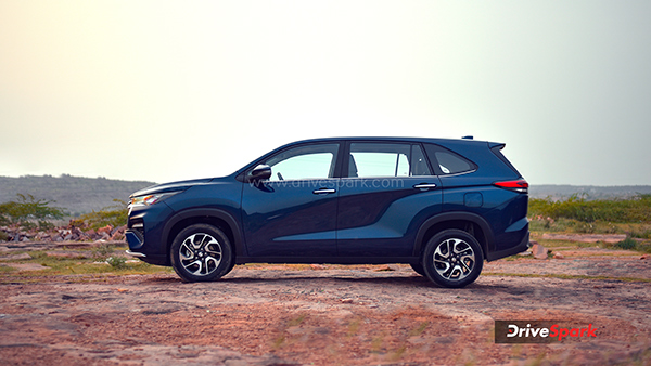 maruti suzuki invicto side 