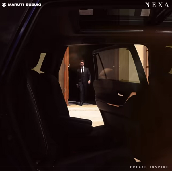 maruti suzuki invicto panoramic sunroof