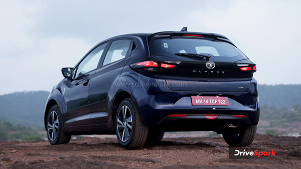 Tata Altroz New Feature Rich Variants