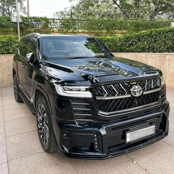 ഇജ്ജാതി മോഡിഫിക്കേഷൻ സ്വപ്നങ്ങളിൽ മാത്രം; മാസ്മരിക ലുക്കിൽ LC300