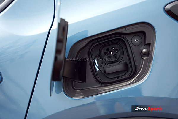 volvo c40 recharge charging point