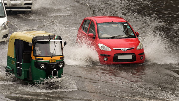 Tips For Driving Safely During the Rainy Season Tips For Driving Safely During the Rainy Season