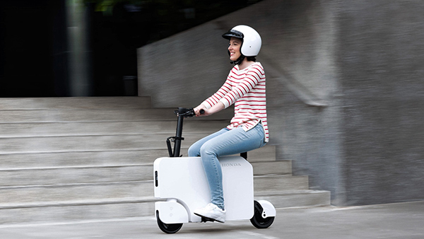 Honda Motocompacto Foldable Electric Scooter Unveiled