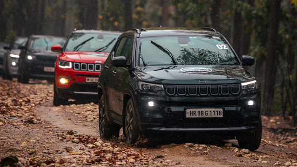 ഇനി ഞങ്ങളായിട്ട് കുറയ്ക്കുന്നില്ല എന്ന് ജീപ്പ്; ഇവിയിലേക്ക് ചുവടുവയ്ക്കാനൊരുങ്ങി കമ്പനി