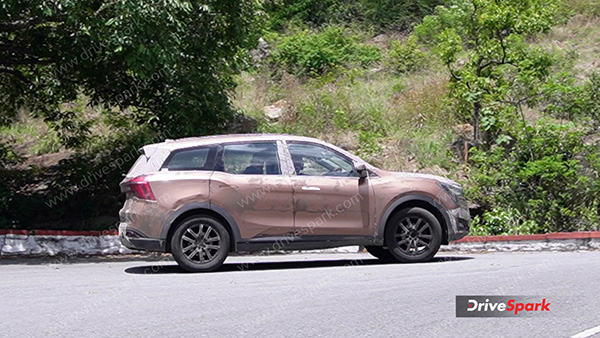 ഹാരിയർ ഇവിയ്ക്ക് ചെക്ക് വെക്കാൻ XUV700