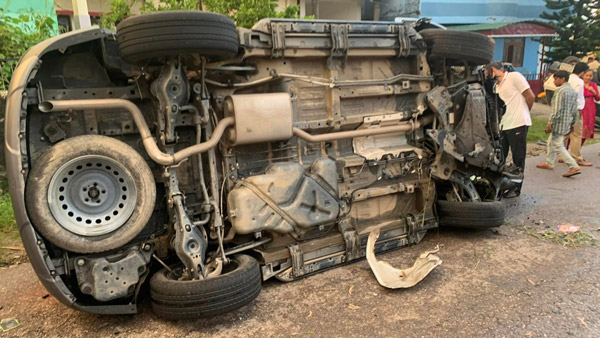 mahindra xuv700 airbag issue