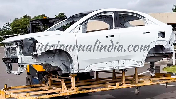 കരുത്തിൽ യാതൊരു കോംപ്രമൈസുമില്ലാത്ത കർവ്വിന്റെ ബോഡി ഷെൽ ഇതാ