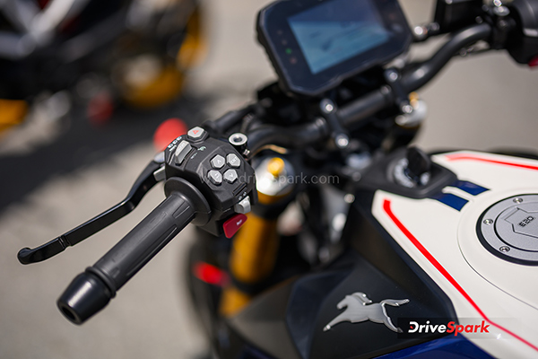 TVS Apache RTR 310 Review 
