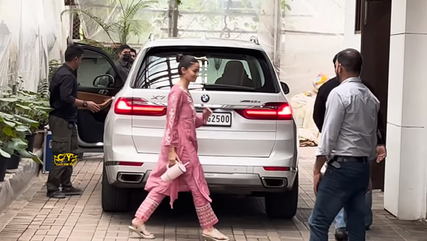 Alia Bhatt Added New BMW X7 Luxury SUV Worth Rs 1.53 Crore To Her Garage