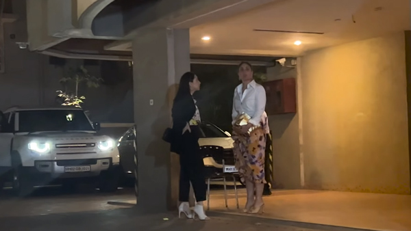 Bollywood Actress Kareena Kapoor Spotted With Her New Land Rover Defender 130 Worth Rs 1.55 Crore 