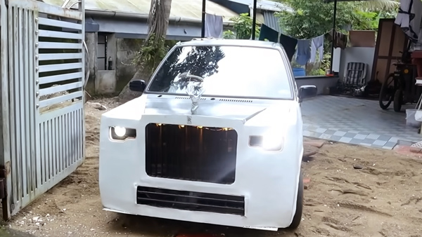 മാരുതി 800 -നെ റോൾ റോയ്‌സാക്കി മാറ്റി പതിനെട്ടുകാരൻ; കമ്പനി പോലും മൂക്കത്ത് വിരൽ വയ്ക്കും