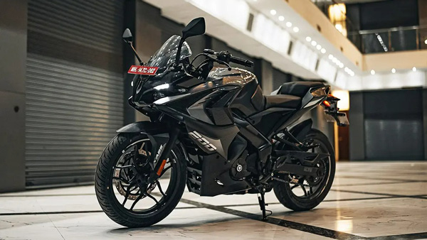 bajaj pulsar rs200