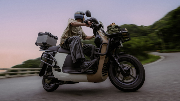 Gogoro Crossover Electric Scooter Launch On December 12