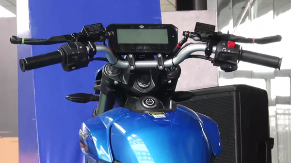 Revolt RV400 Electric Bike Gets New Eclipse Red Colour Option