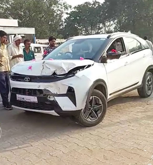 tata nexon facelift mahindra scorpio-n crashed tata nexon facelift mahindra scorpio-n crashed