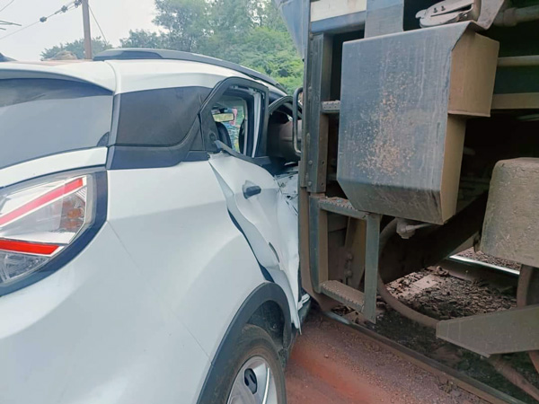 tata nexon hit by train tata nexon hit by train