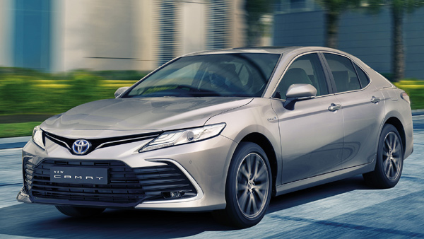 New Gen Toyota Camry Hybrid Sedan To Be Unveiled Today 