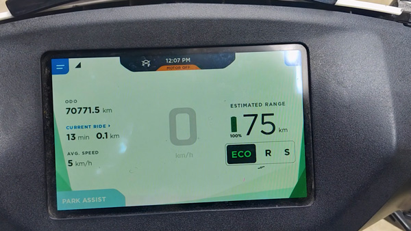Ather 450 Electric Scooter Condition After Covering 70,000 Kms Still Gives 88 KM Range 