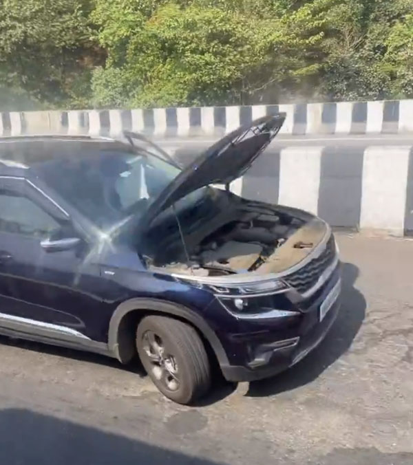 multiple car breakdowns at same spot multiple car breakdowns at same spot