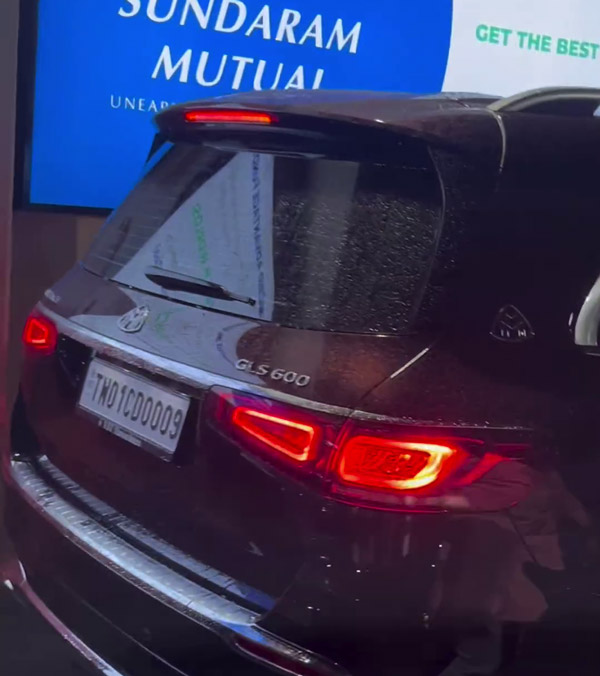 nayanthara mercedes maybach gls 600