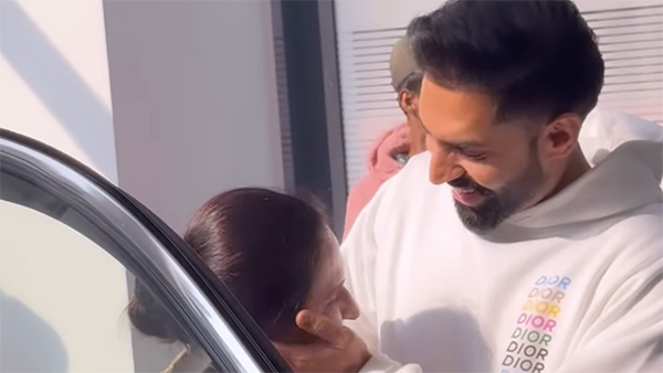 Actor And Singer Parmish Verma Gifts Jeep Grand Cherokee Worth Rs 90 To His Mother Actor And Singer Parmish Verma Gifts Jeep Grand Cherokee Worth Rs 90 To His Mother